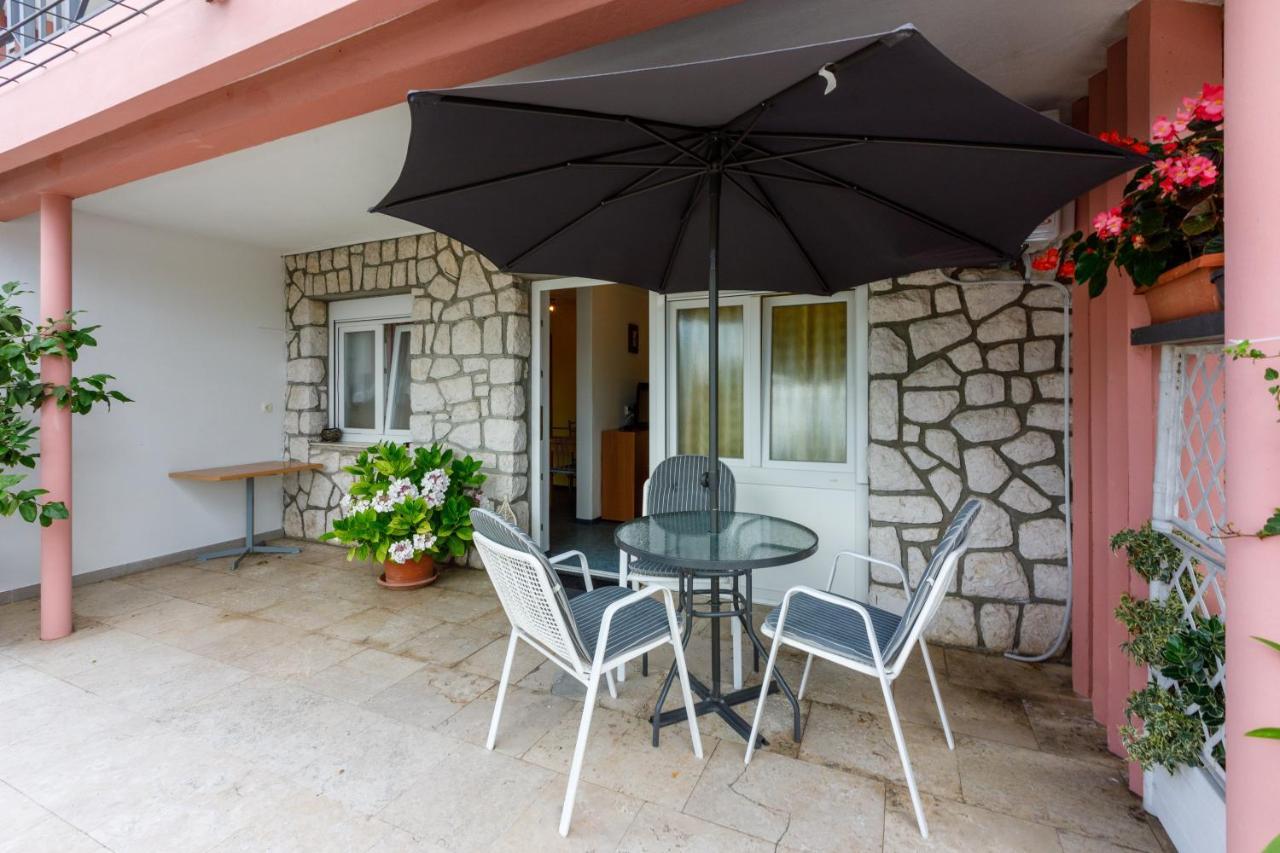 Apartments With A Parking Space Crikvenica - 5478 外观 照片