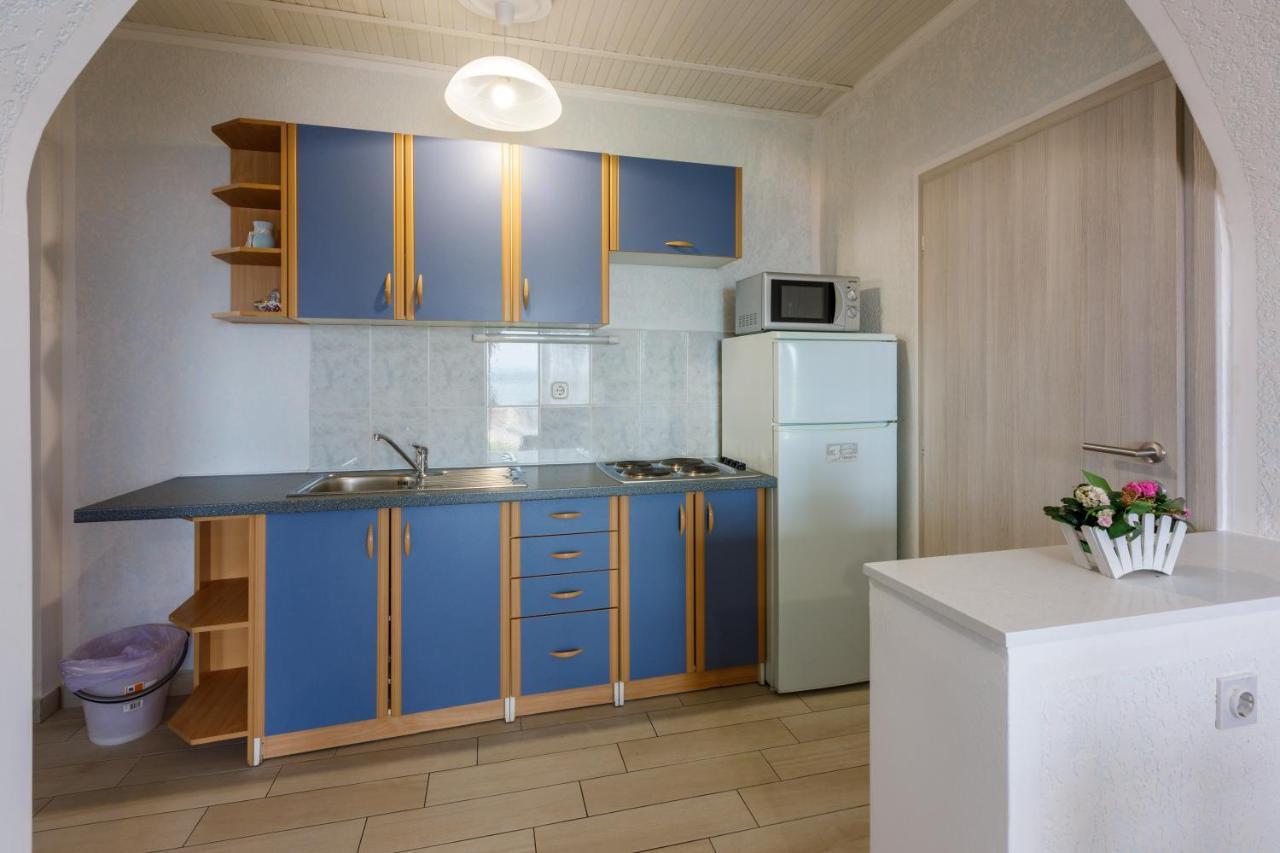 Apartments With A Parking Space Crikvenica - 5478 外观 照片